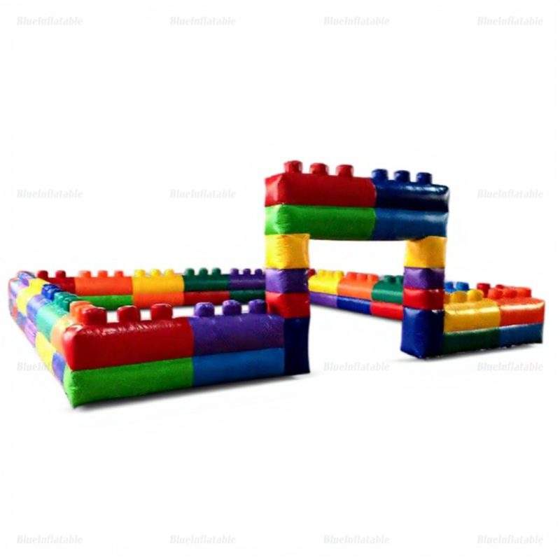 Colorful Maze-Themed Inflatable Sports Field, 6x6M