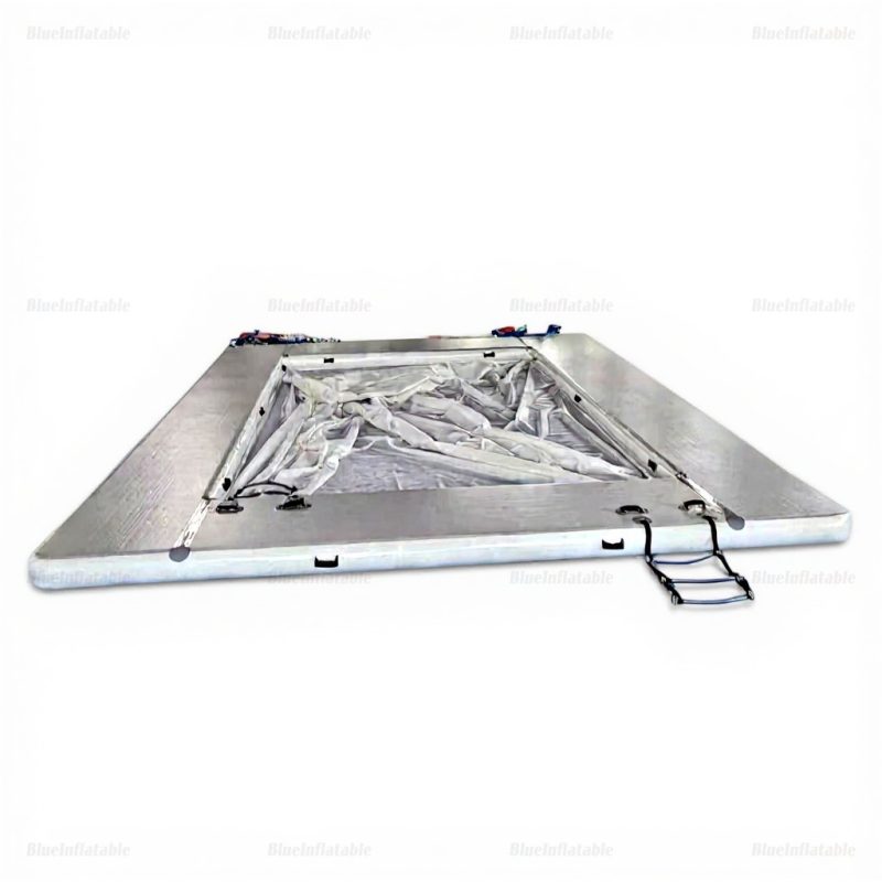 Jellyfish Inflatable Yacht Pool with Safety Net